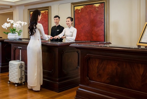 Quản lý và kinh doanh khách sạn